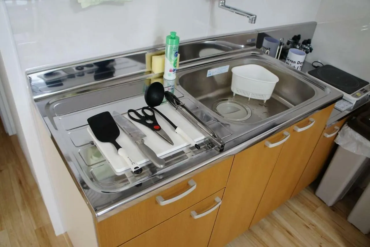Hotel Chateau Hiragishi With Free Parking And Wi-Fi Sapporo 0*,