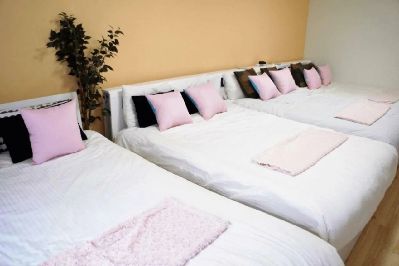 Apartment Hotel Chateau Hiragishi With Free Parking And Wi-Fi Sapporo