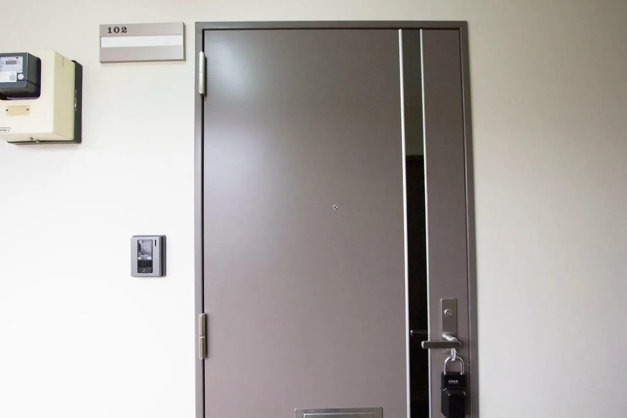 Hotel Chateau Hiragishi With Free Parking And Wi-Fi Sapporo Apartment
