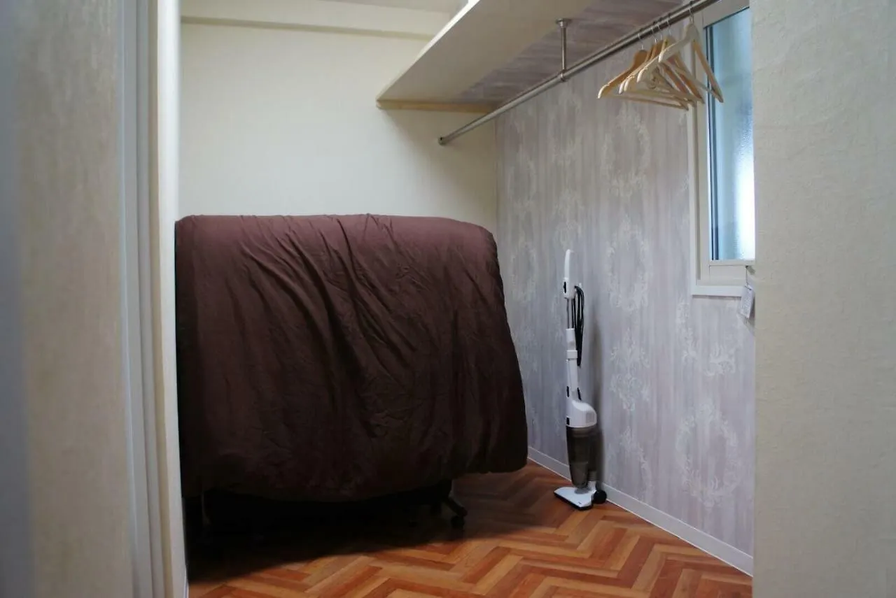Chateau Hiragishi With Free Parking And Wi-Fi Hotel Szapporo Apartman